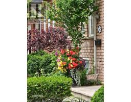 76 VIELLA STREET, Toronto, Ontario
