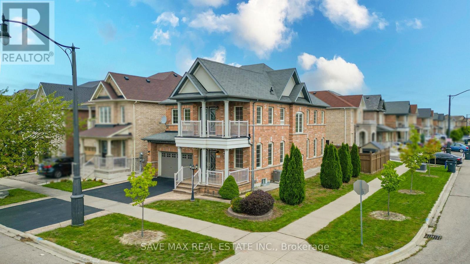 7 EGERTON STREET, Brampton, Ontario