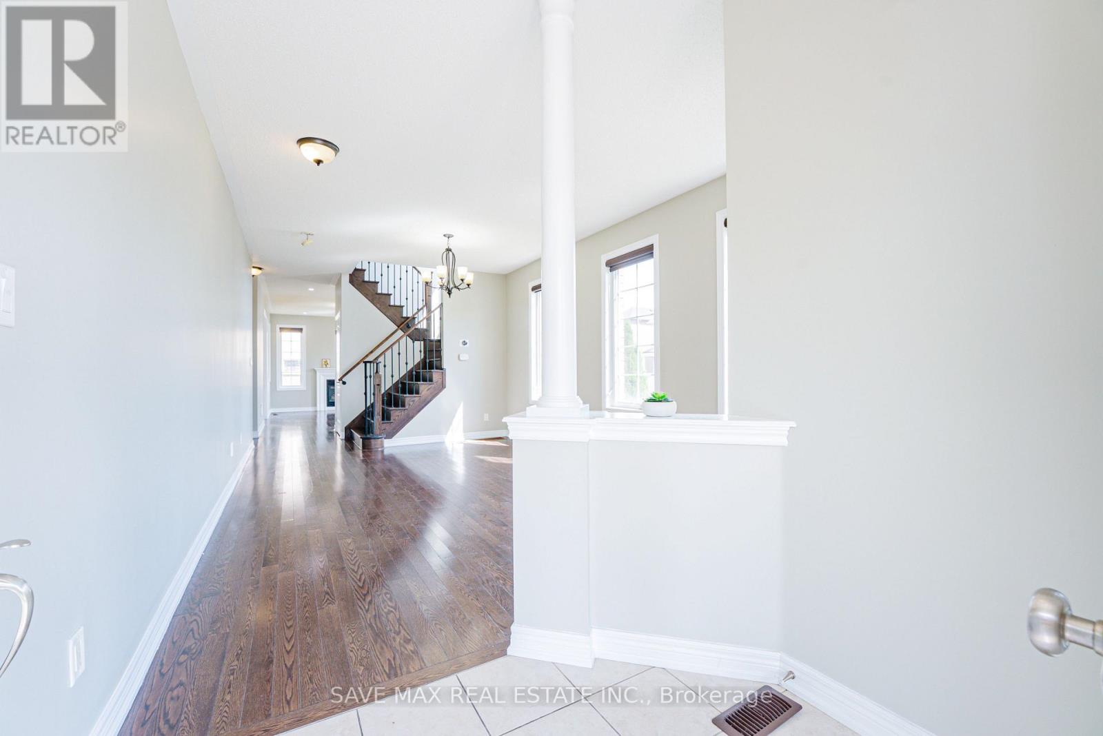 7 Egerton Street, Brampton, Ontario  L6R 3S2 - Photo 6 - W13802876