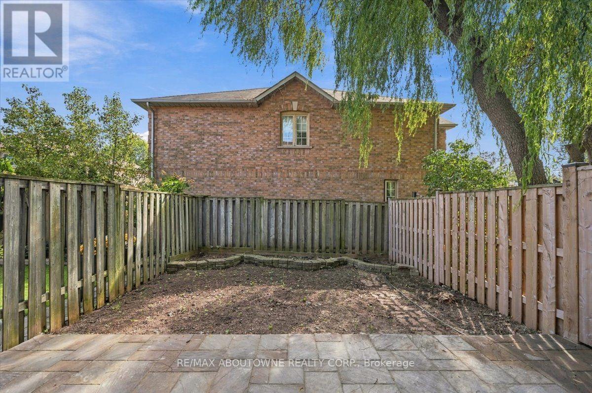 1194 Treetop Terrace, Oakville (Wt West Oak Trails), Ontario  L6M 3N2 - Photo 19 - W13803058