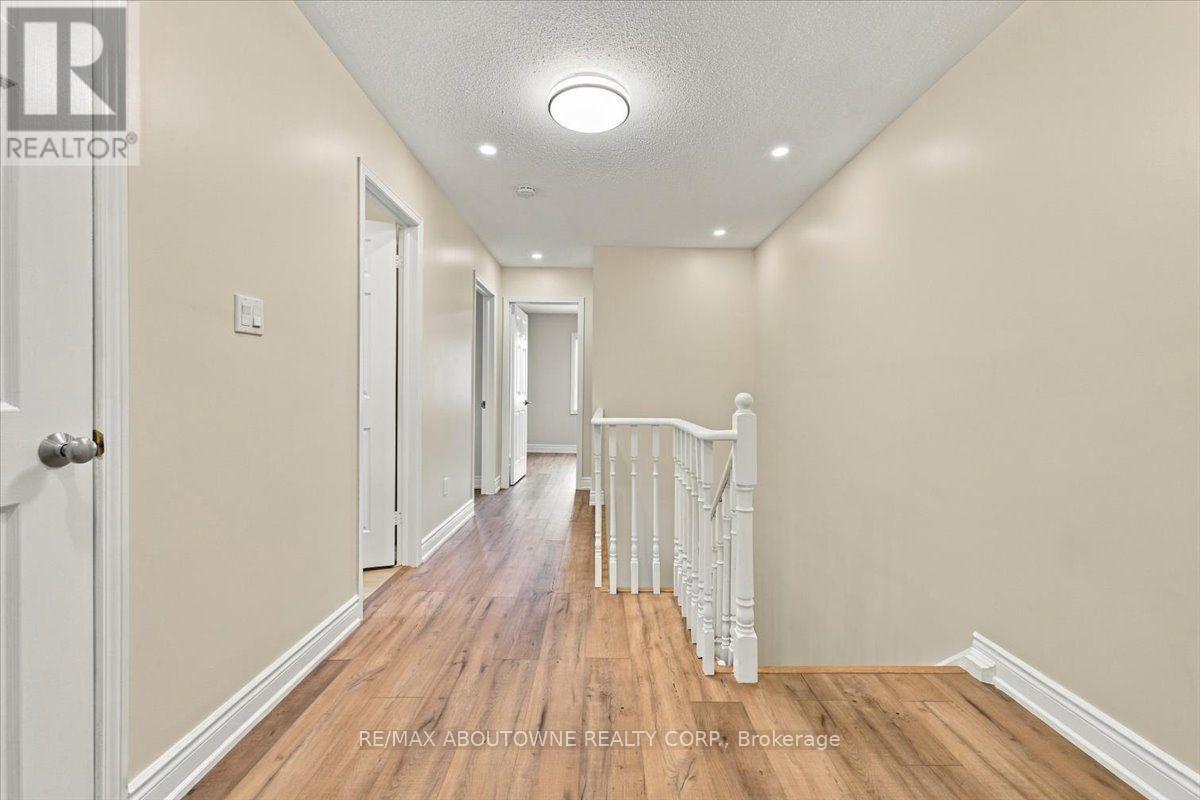 1194 Treetop Terrace, Oakville (Wt West Oak Trails), Ontario  L6M 3N2 - Photo 21 - W13803058