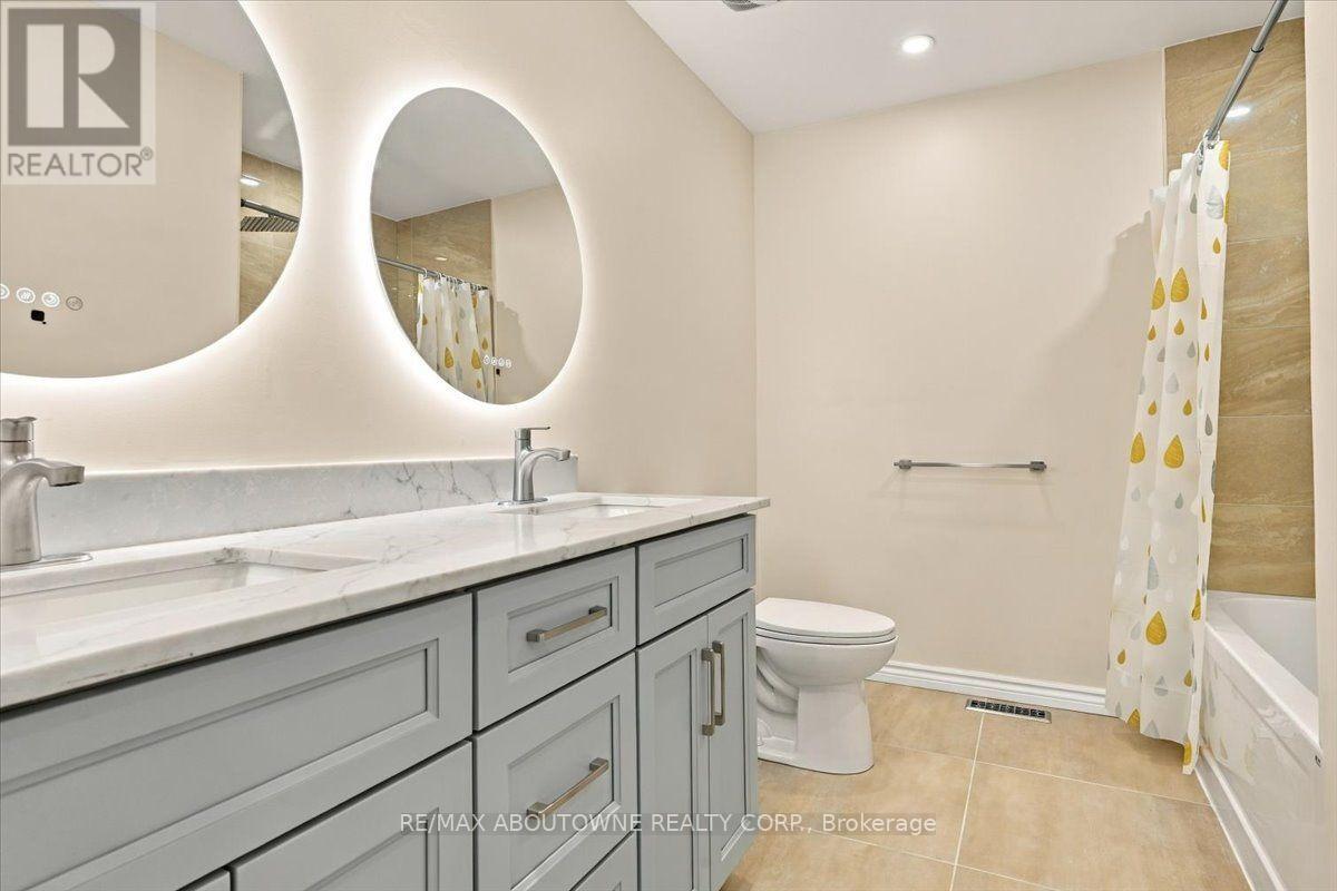 1194 Treetop Terrace, Oakville (Wt West Oak Trails), Ontario  L6M 3N2 - Photo 28 - W13803058