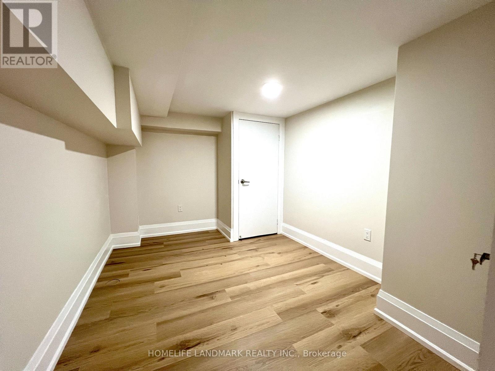 Bastment - 1414 Wellwood Terrace, Milton, Ontario  L9E 1V1 - Photo 9 - W13791618