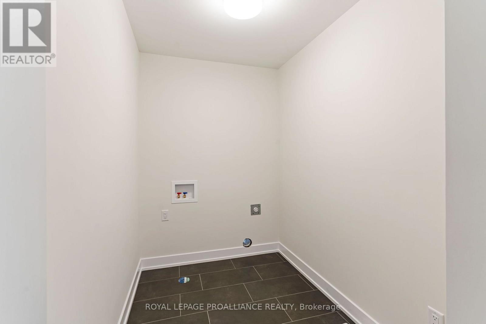1169 Moore Street, Brockville, Ontario  K6V 0H1 - Photo 23 - X13764258