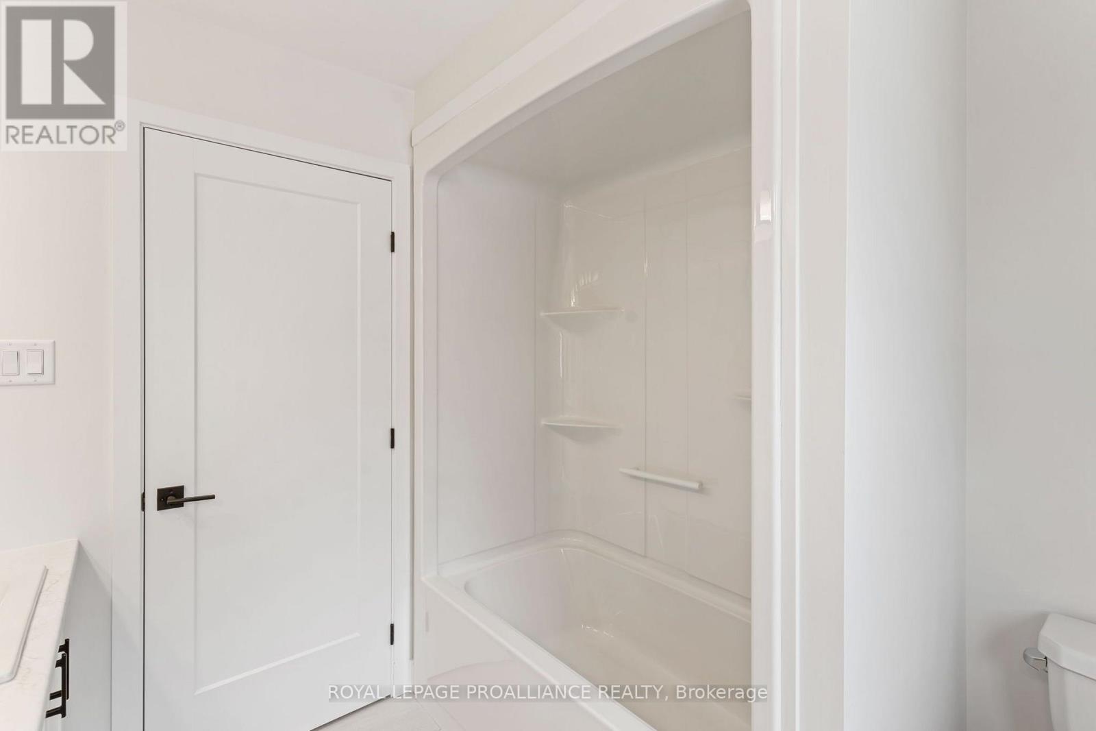 1169 Moore Street, Brockville, Ontario  K6V 0H1 - Photo 25 - X13764258