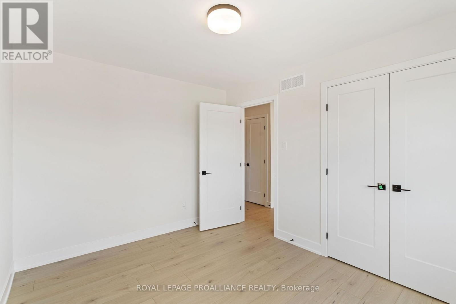 1169 Moore Street, Brockville, Ontario  K6V 0H1 - Photo 30 - X13764258
