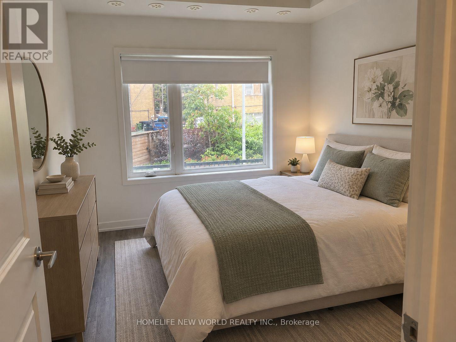 6 - 14 Marquette Avenue, Toronto, Ontario  M6A 0E1 - Photo 9 - C13707946