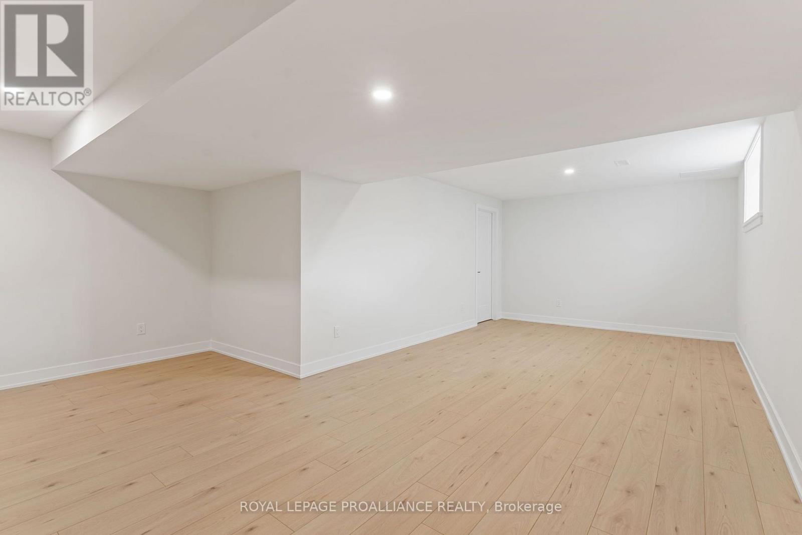1169 Moore Street, Brockville, Ontario  K6V 0H1 - Photo 42 - X13764258