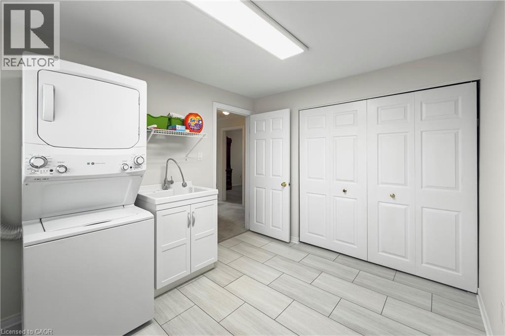 36 Buckingham Drive, Hamilton, Ontario  L9C 2G5 - Photo 24 - 40864646