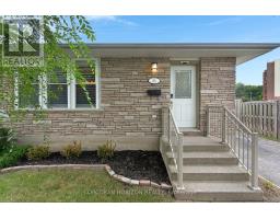 63 CEDARHILL CRESCENT, Kitchener, Ontario