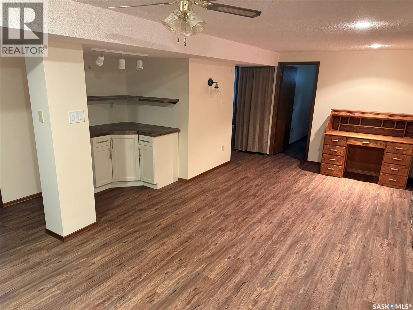 785 Centre Street, Shaunavon, Saskatchewan  S0N 2M0 - Photo 32 - SK047096