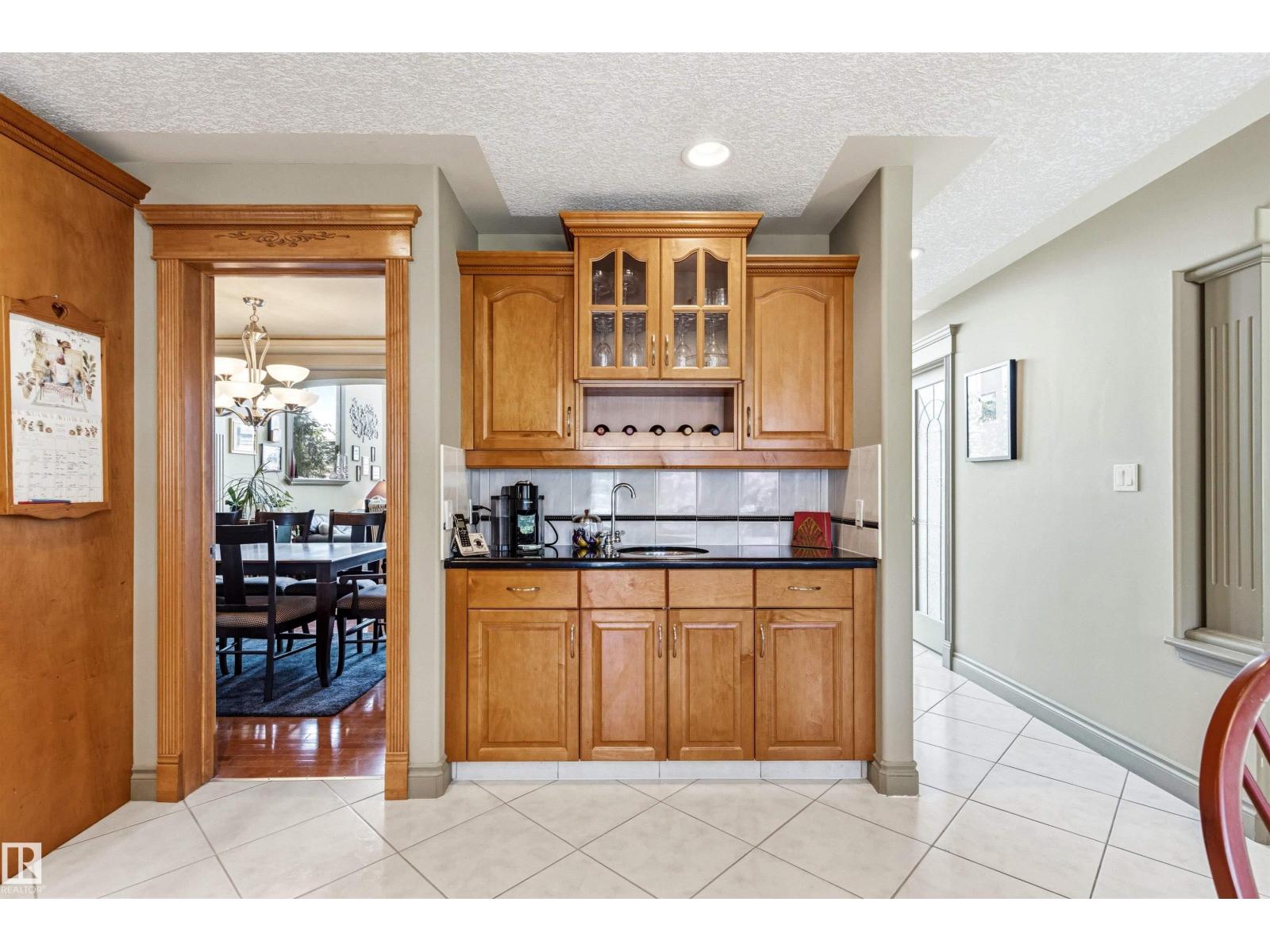 703 107a St Sw, Edmonton, Alberta  T6W 1G4 - Photo 12 - E4509379