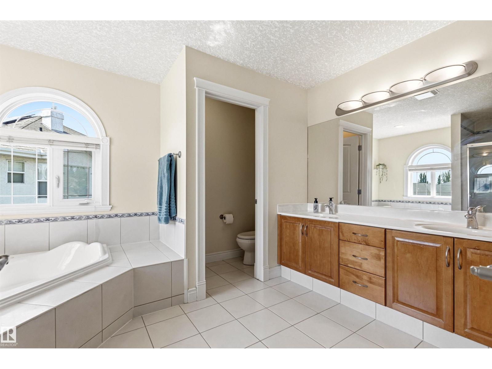 703 107a St Sw, Edmonton, Alberta  T6W 1G4 - Photo 24 - E4509379