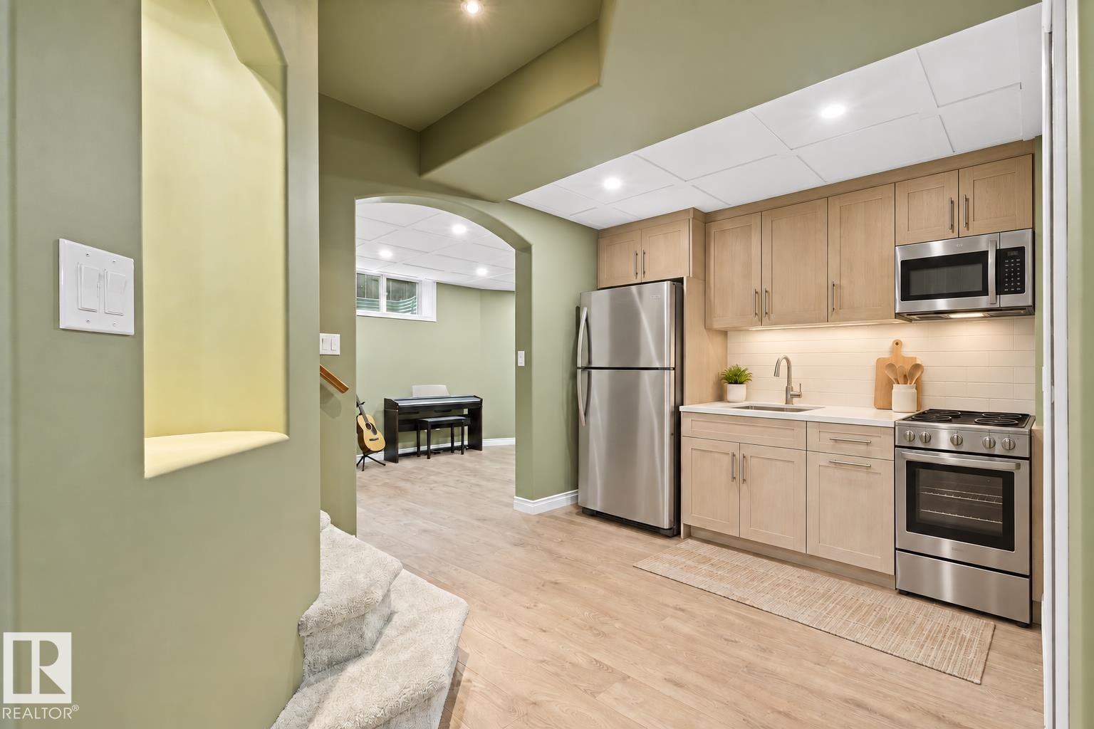 703 107a St Sw, Edmonton, Alberta  T6W 1G4 - Photo 52 - E4509379