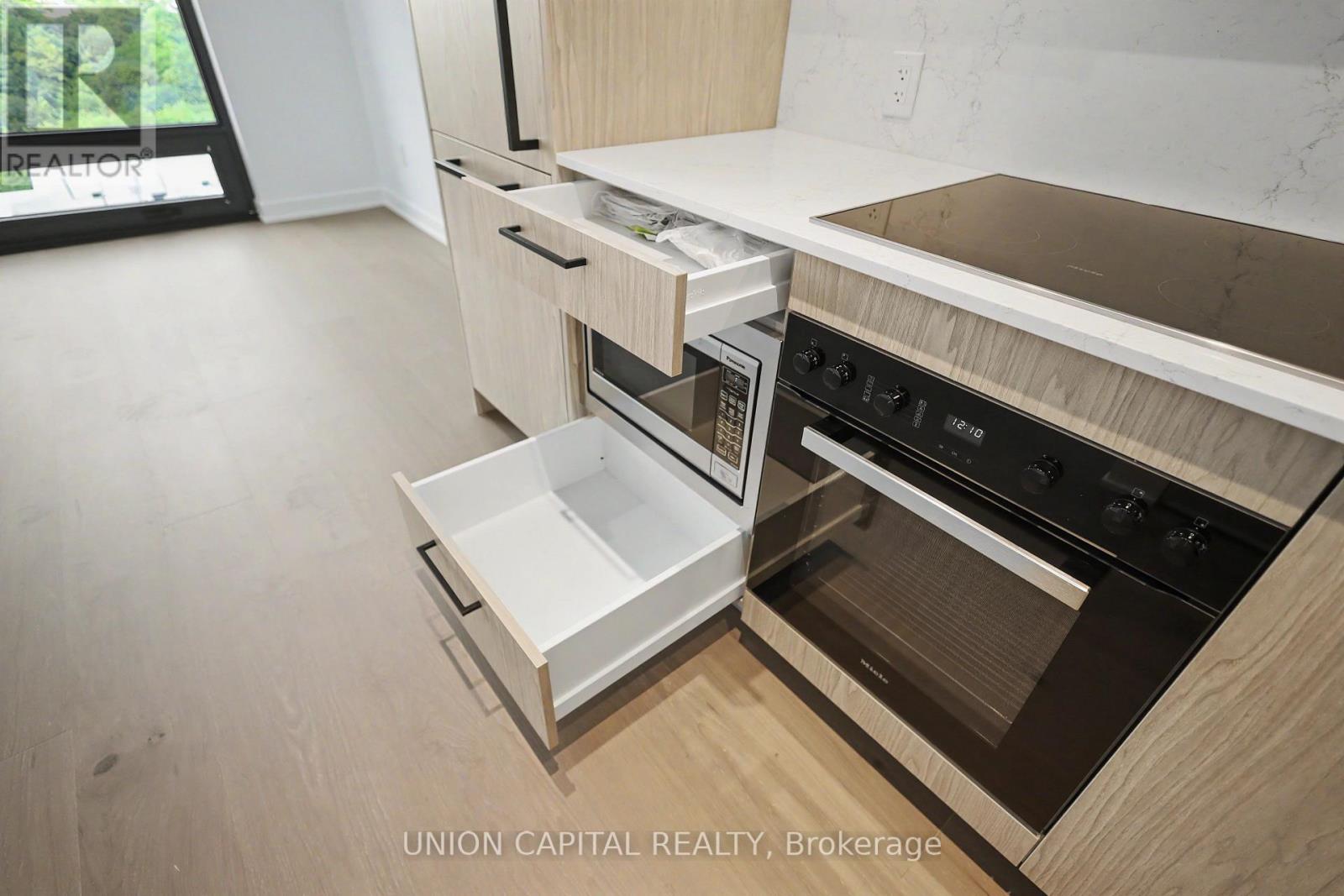 1508 - 91 Montclair Avenue, Toronto, Ontario  M5P 0B1 - Photo 9 - C13802022