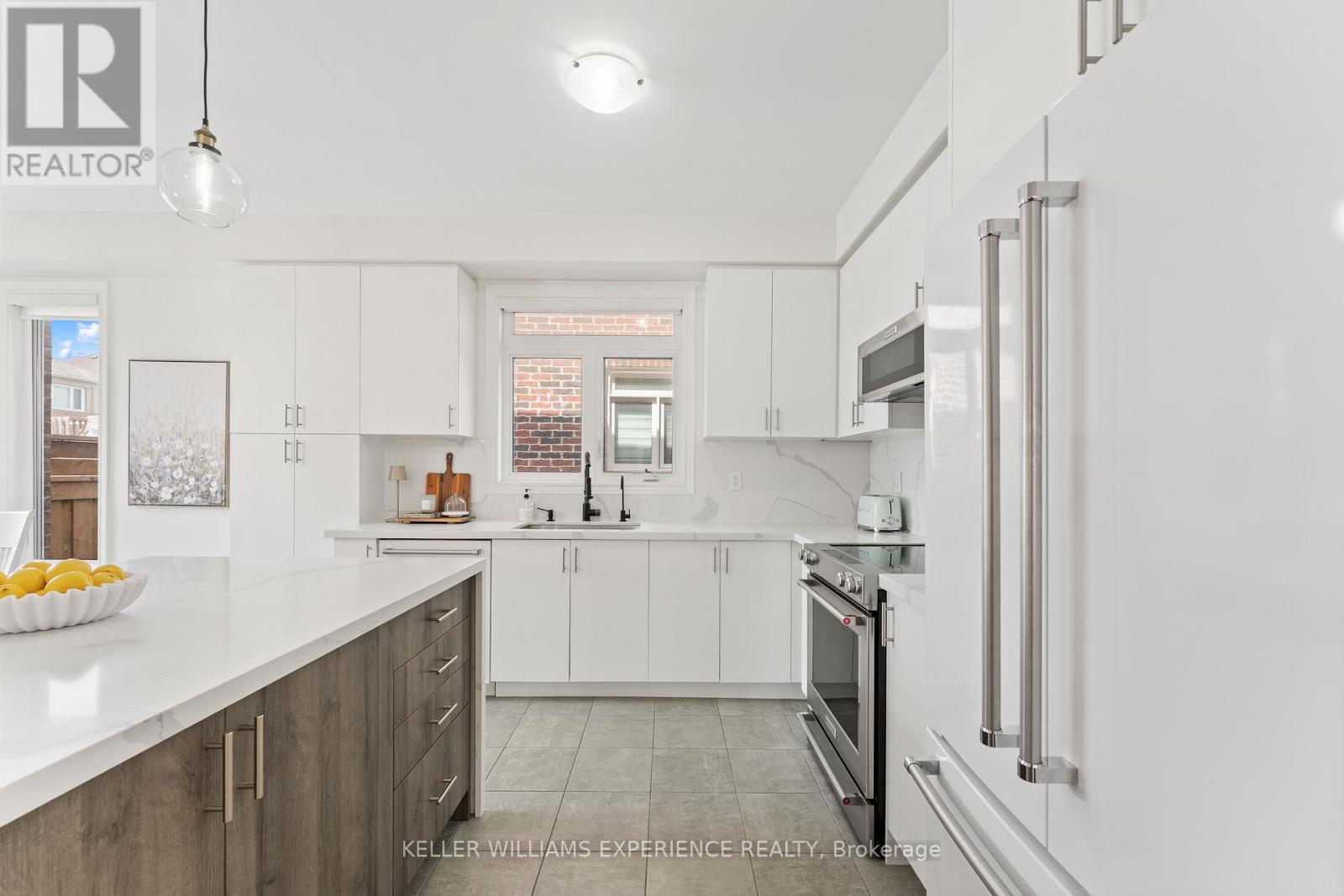229 Blue Dasher Boulevard, Bradford West Gwillimbury, Ontario  L3Z 4H8 - Photo 14 - N13787870