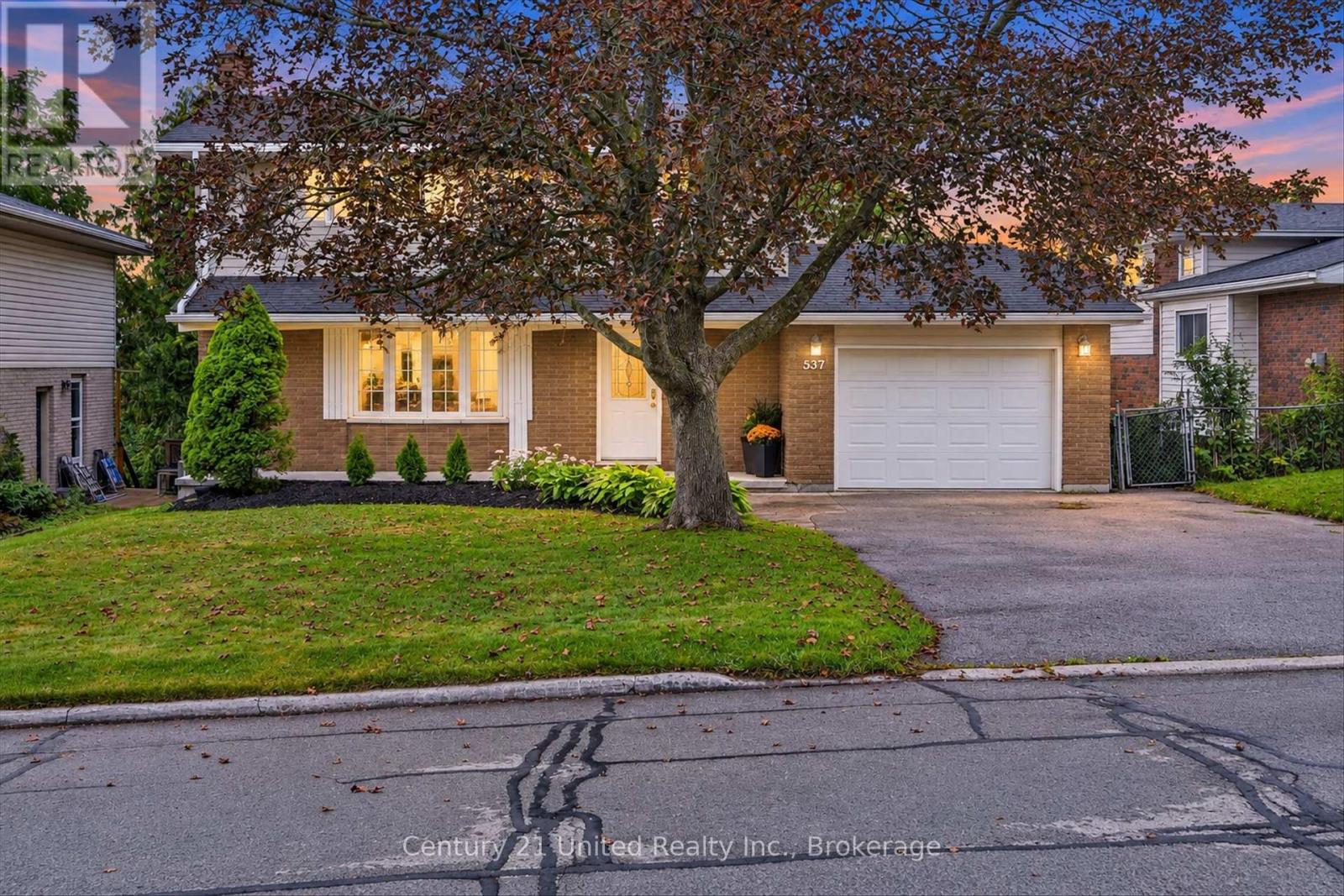 537 MONTCALM DRIVE, Peterborough, Ontario