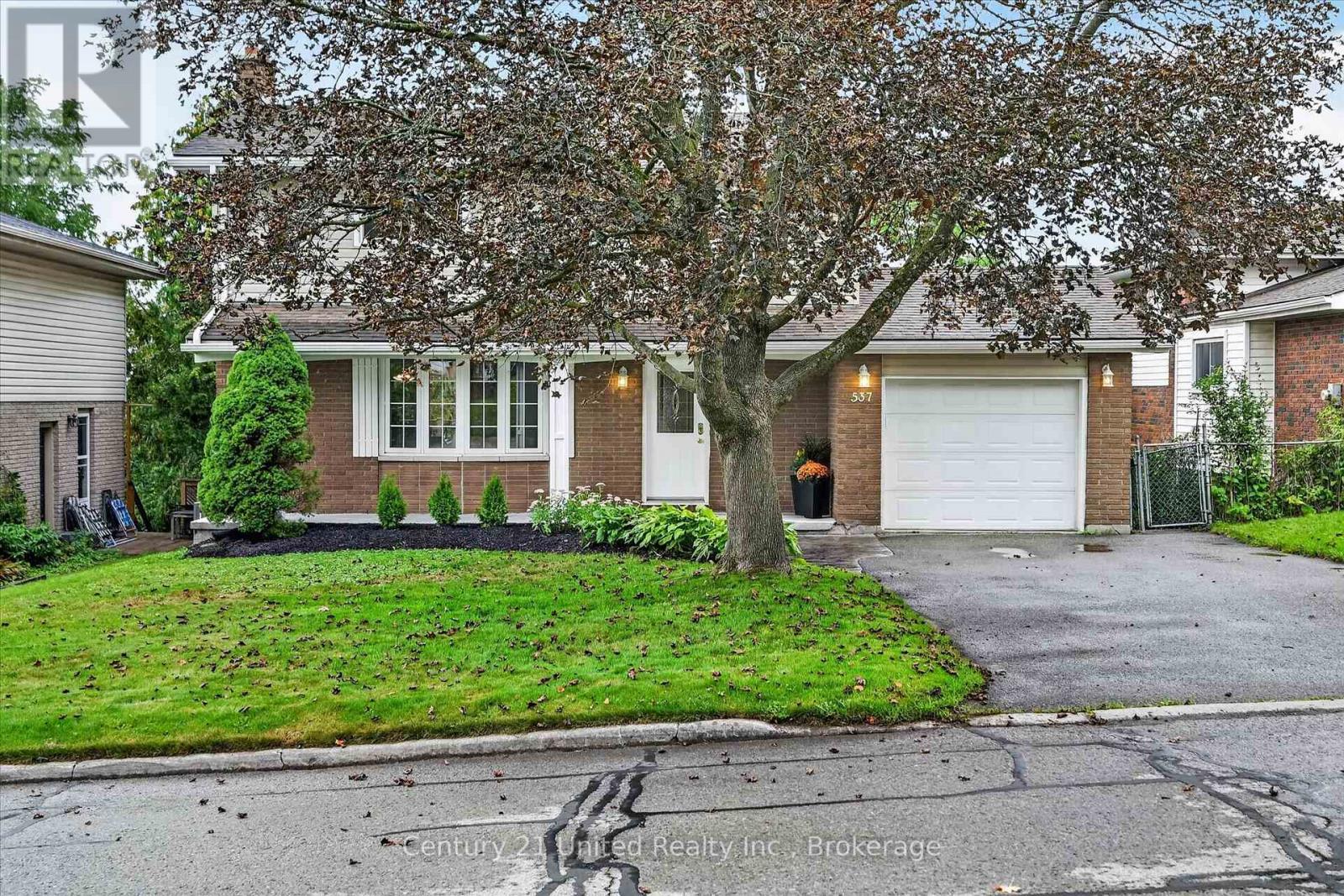 537 Montcalm Drive, Peterborough, Ontario  K9H 6S9 - Photo 2 - X13803200