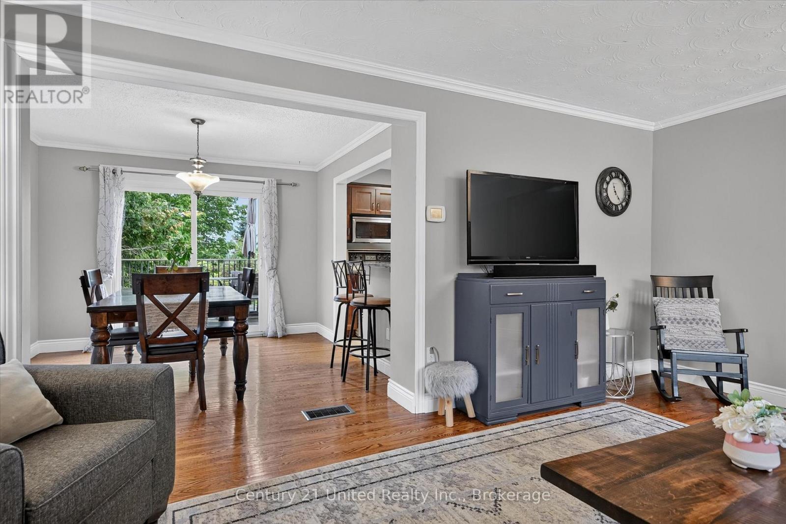 537 Montcalm Drive, Peterborough, Ontario  K9H 6S9 - Photo 7 - X13803200
