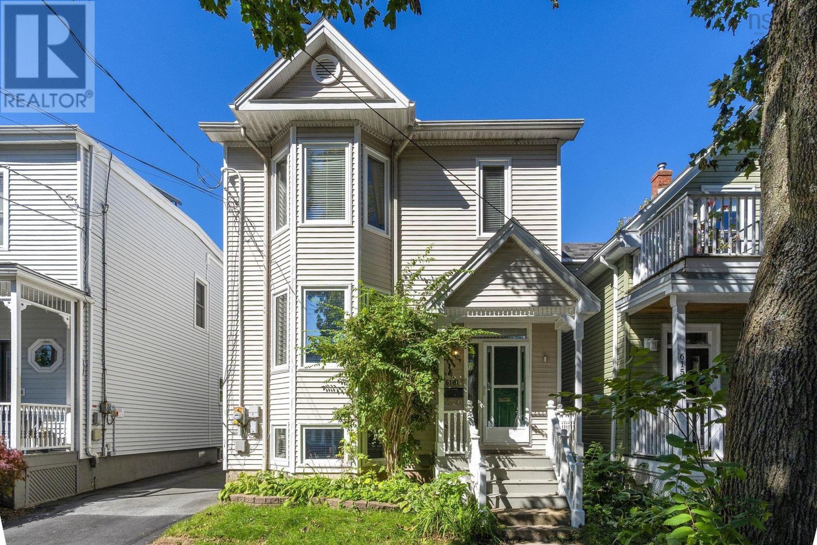 6161 Lawrence Street, Halifax, Nova Scotia  B3L 1J7 - Photo 1 - 202623791
