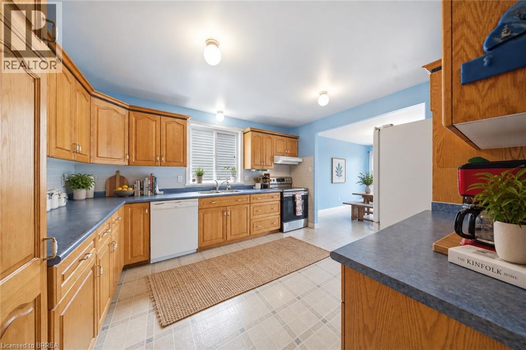 61 Sunnyside Drive, St. George, Ontario  N0E 1N0 - Photo 8 - 40855160