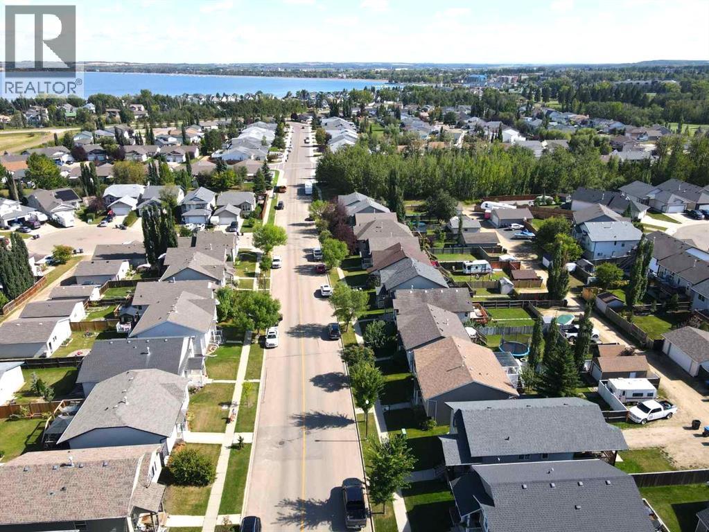 59 Wildrose Drive photo 43