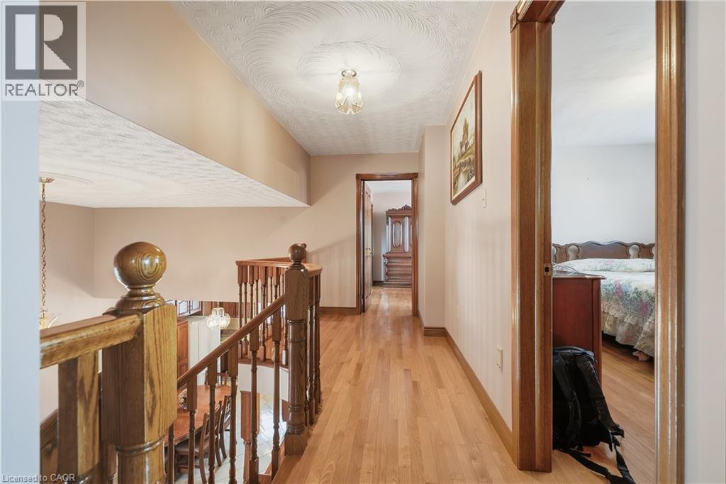 7 Vinehill Drive, Stoney Creek, Ontario  L8G 4Z1 - Photo 33 - 40864382