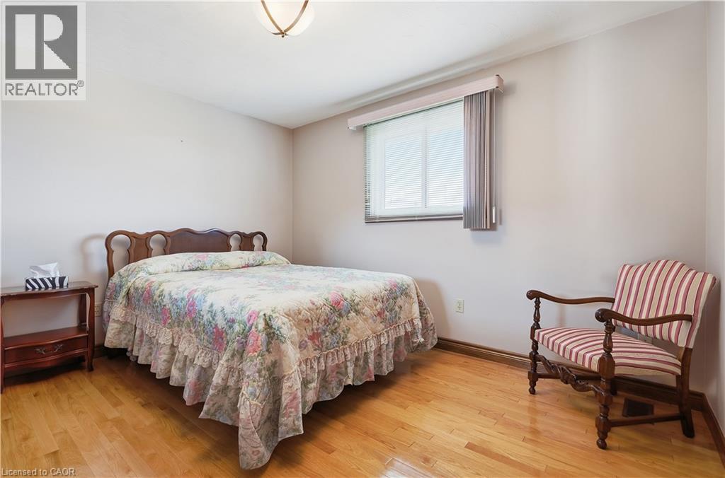 7 Vinehill Drive, Stoney Creek, Ontario  L8G 4Z1 - Photo 27 - 40864382