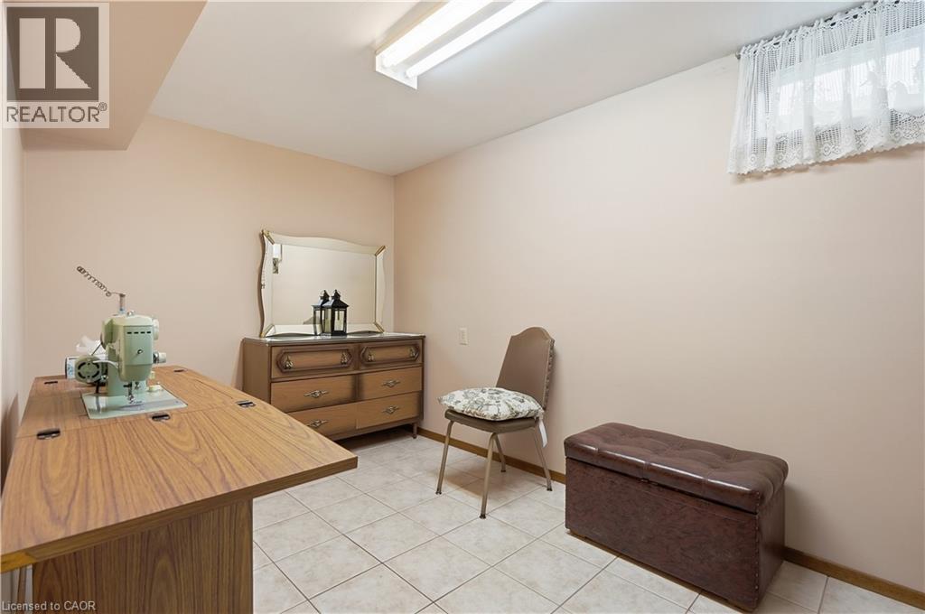 7 Vinehill Drive, Stoney Creek, Ontario  L8G 4Z1 - Photo 43 - 40864382