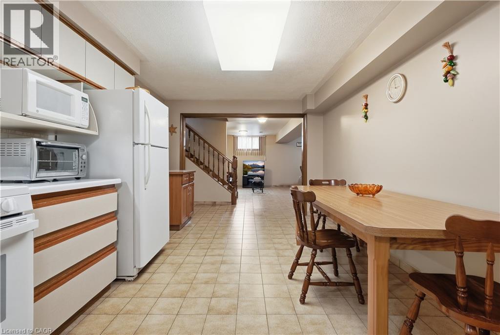7 Vinehill Drive, Stoney Creek, Ontario  L8G 4Z1 - Photo 39 - 40864382
