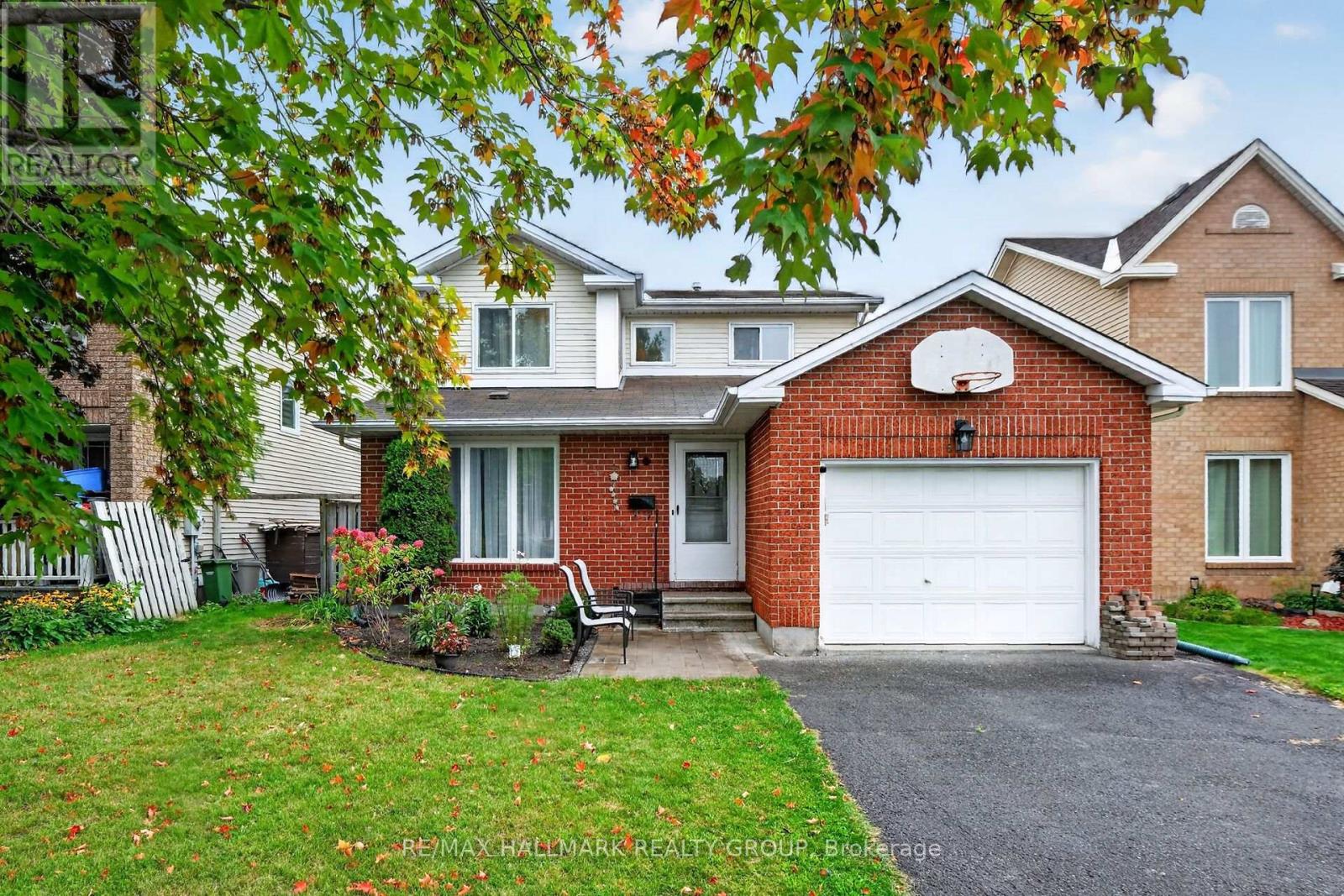 502 ROUGEMOUNT CRESCENT, ottawa, Ontario