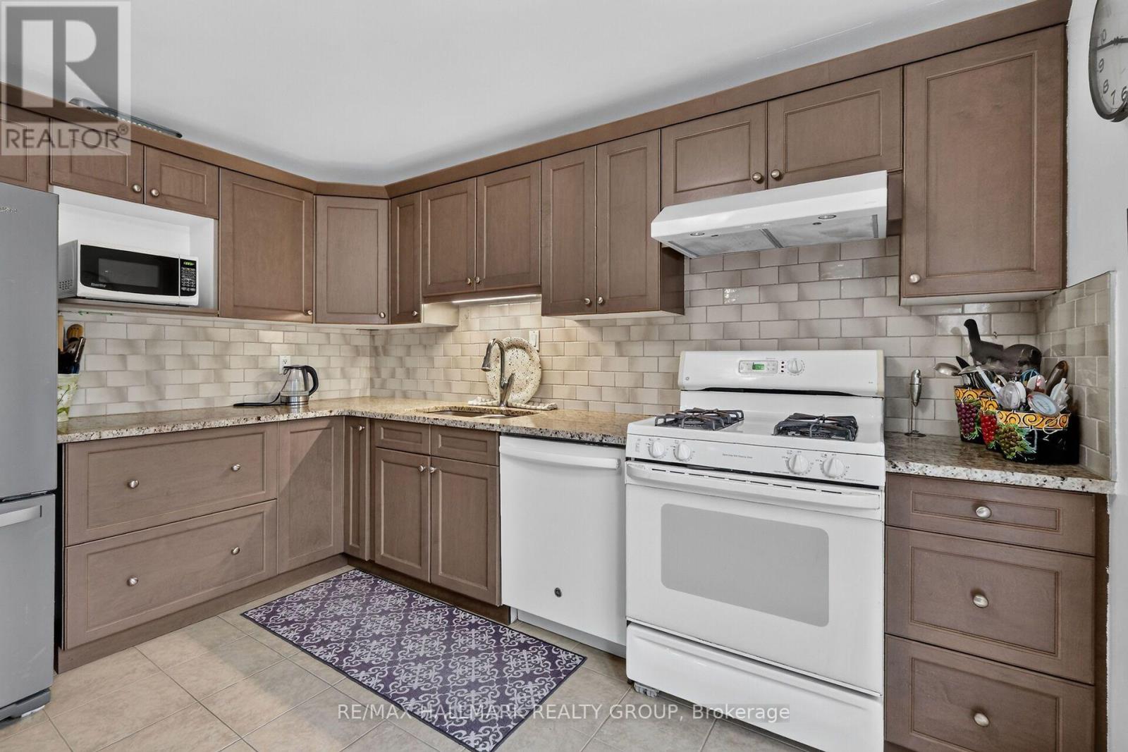 502 Rougemount Crescent, Ottawa, Ontario  K4A 2Z6 - Photo 14 - X13803092