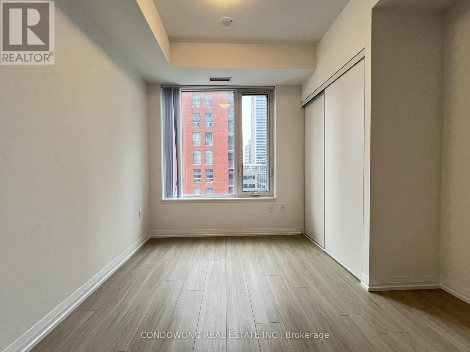 1019 - 50 Dunfield Avenue, Toronto, Ontario  M4S 0E4 - Photo 7 - C13803126