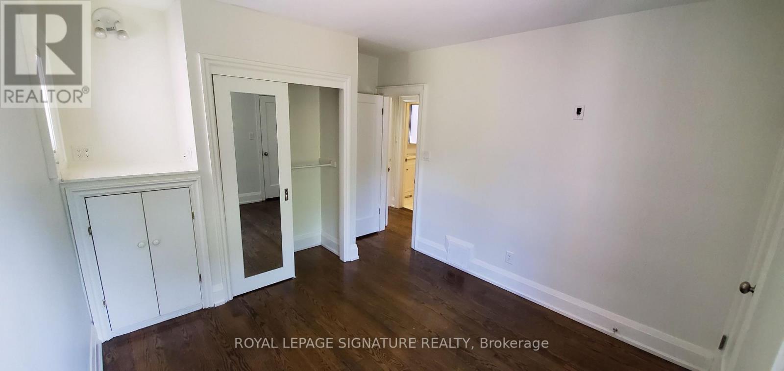 118 Parkhurst Boulevard, Toronto, Ontario  M4G 2E7 - Photo 2 - C13803216