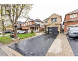 54 THAMES DRIVE, Whitby, Ontario