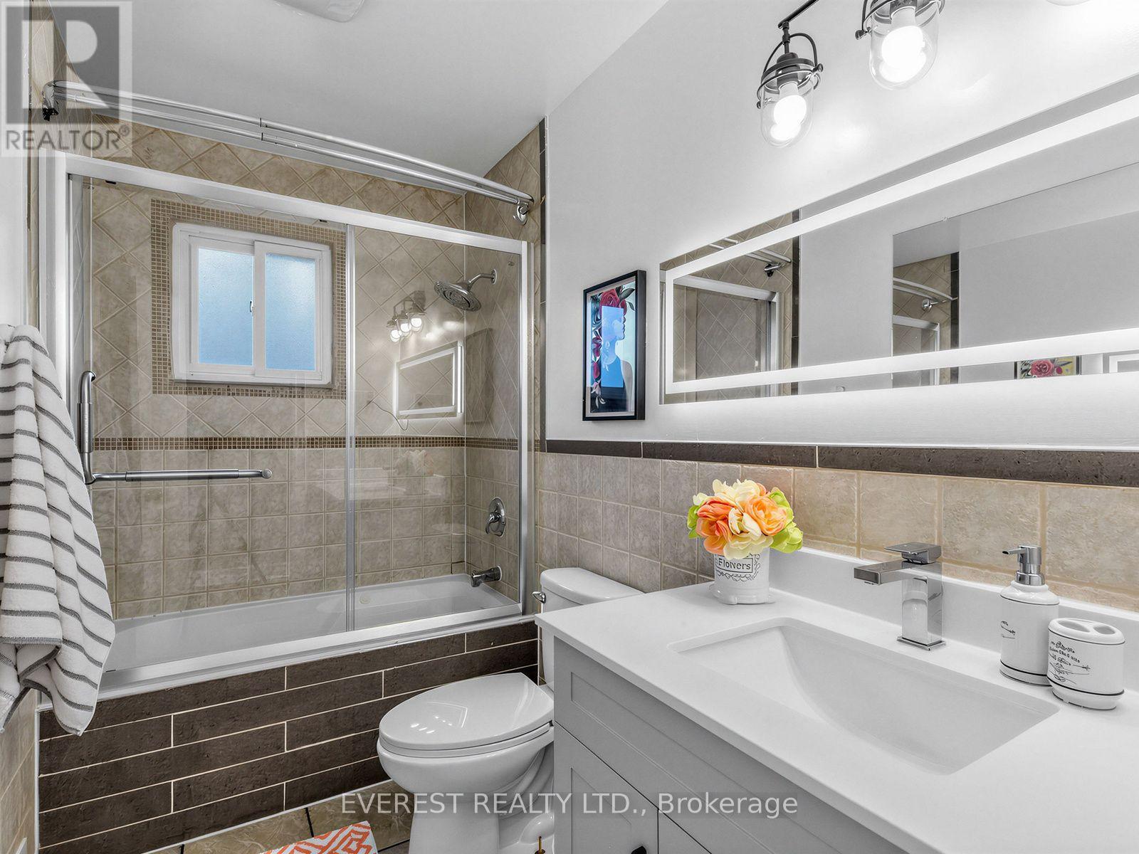 20 Japonica Road, Toronto, Ontario  M1R 4S2 - Photo 15 - E13803090