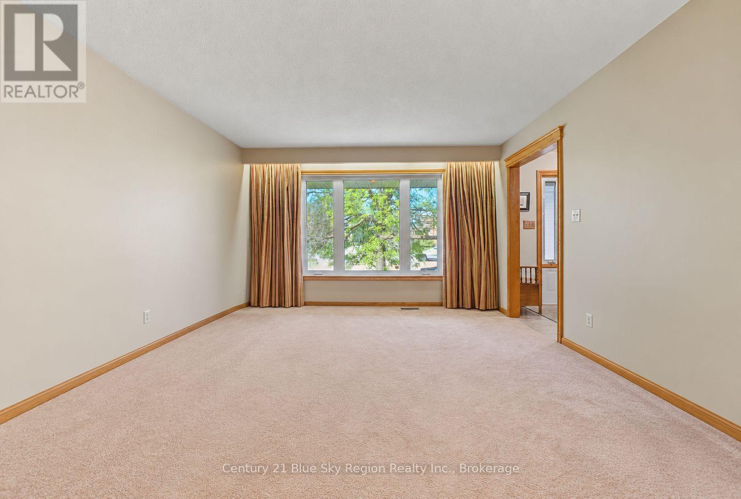 469 Maplewood Avenue, North Bay, Ontario  P1B 8Z3 - Photo 8 - X13803106