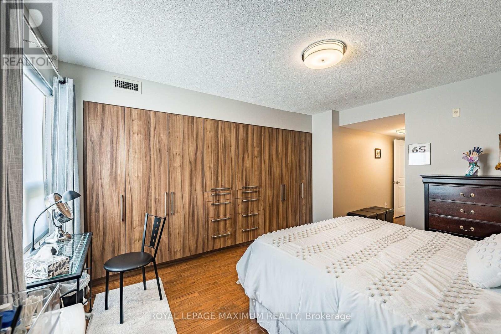 305 - 8026 Kipling Avenue, Vaughan, Ontario  L4L 2A1 - Photo 27 - N13803128