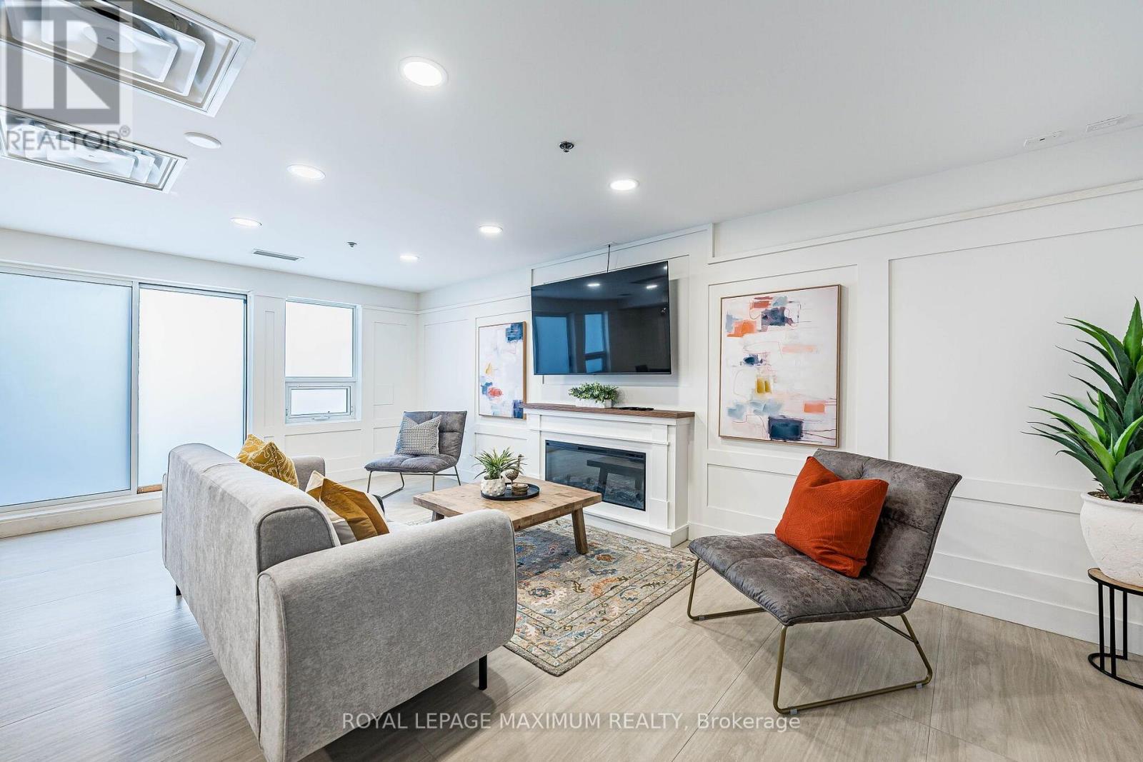 305 - 8026 Kipling Avenue, Vaughan, Ontario  L4L 2A1 - Photo 46 - N13803128