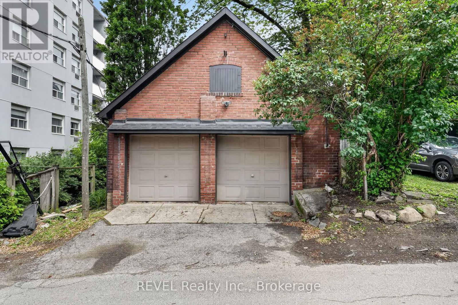 380 Spadina Road, Toronto, Ontario  M5P 2V9 - Photo 6 - C13452232