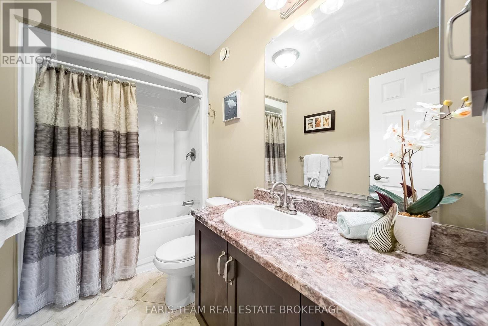 1 Bay Moorings Boulevard, Penetanguishene, Ontario  L9M 1E7 - Photo 25 - S13803174