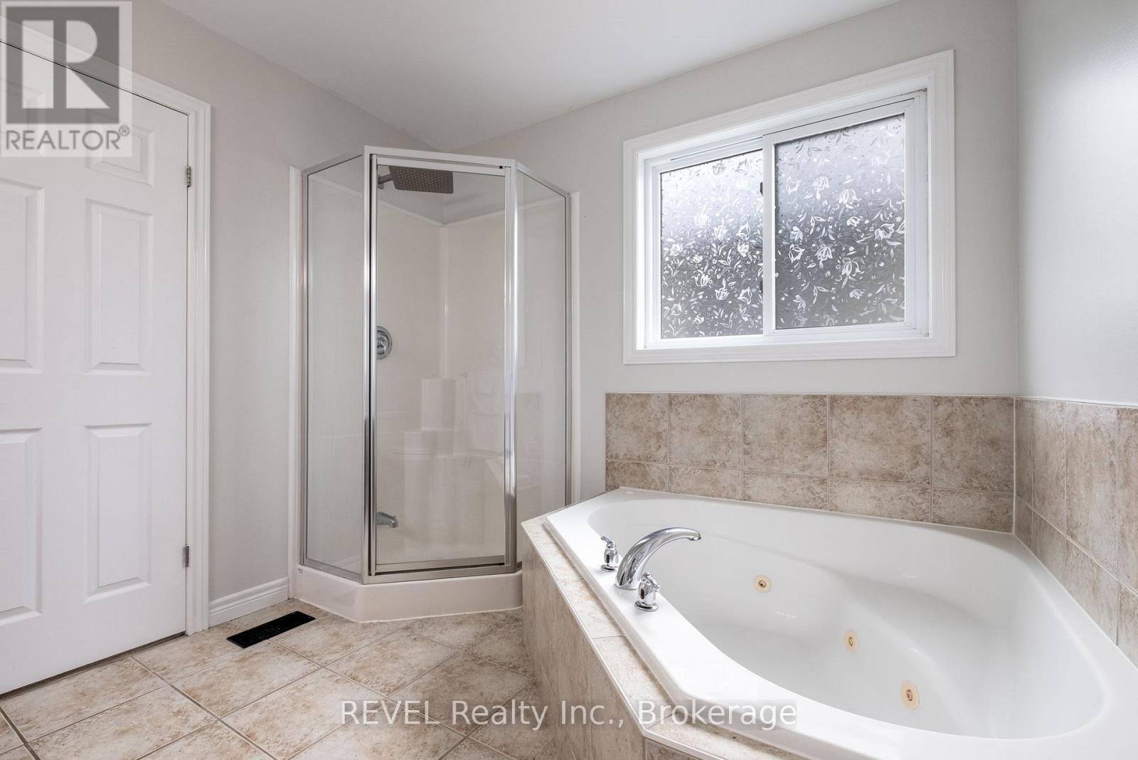 29 Springbreeze Heights, Hamilton, Ontario  L8E 0A4 - Photo 34 - X13169942