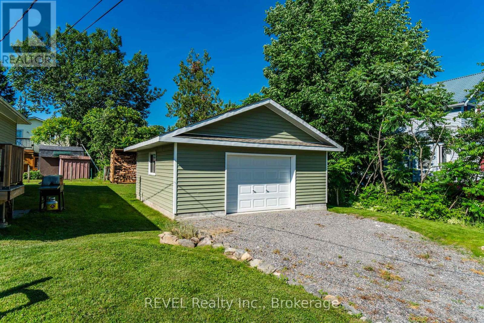 1006 River Street, Muskoka Lakes, Ontario  P0C 1A0 - Photo 38 - X13209248