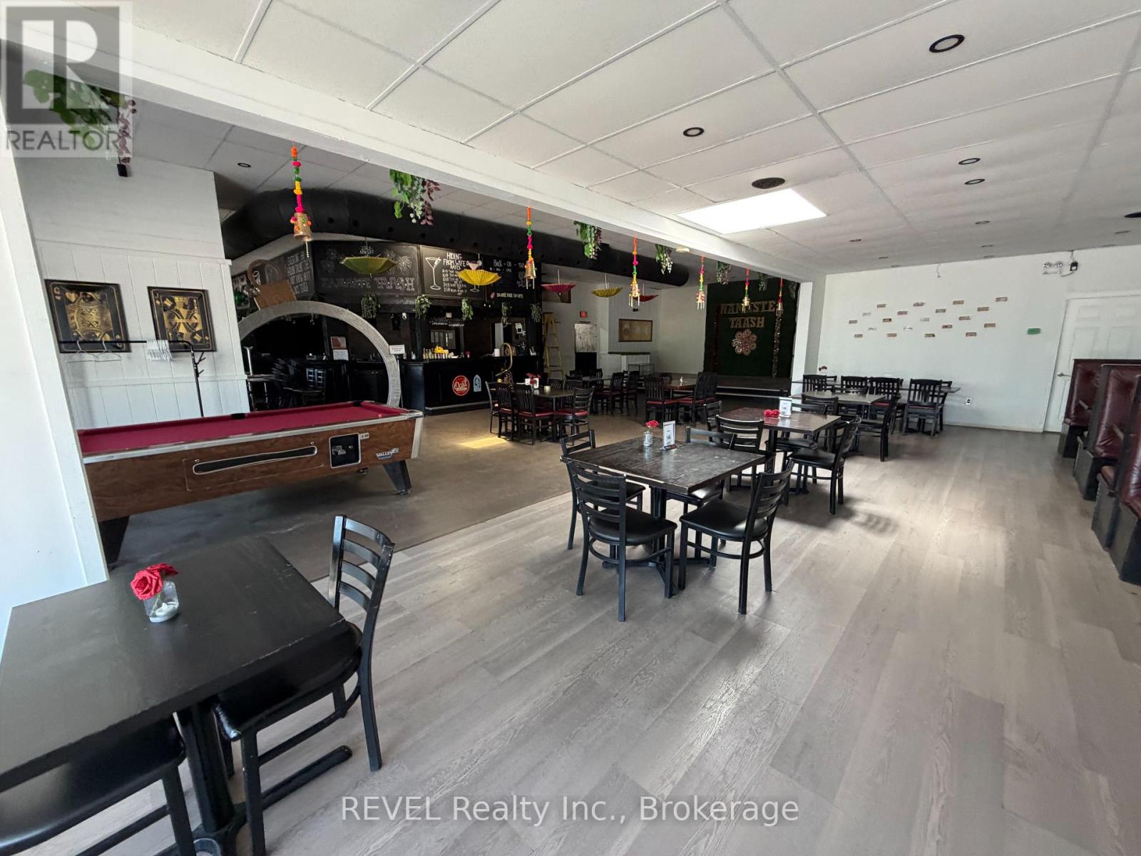547-549 Ontario Street, St. Catharines, Ontario  L2N 4N4 - Photo 4 - X13513834