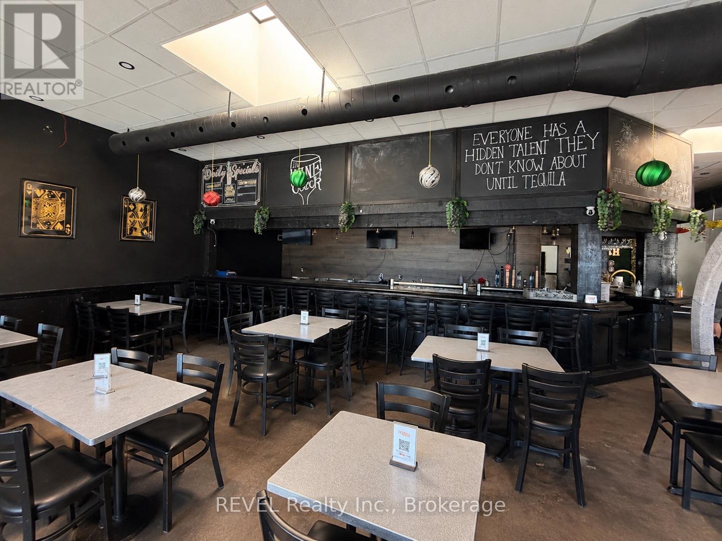 547-549 Ontario Street, St. Catharines, Ontario  L2N 4N4 - Photo 5 - X13513834