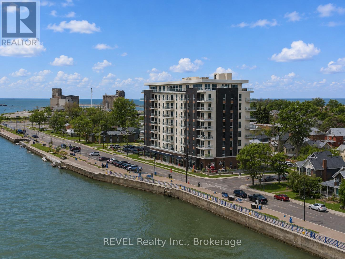 605 - 118 West Street, Port Colborne, Ontario L3K 4C9 - Photo 2 - X13477826