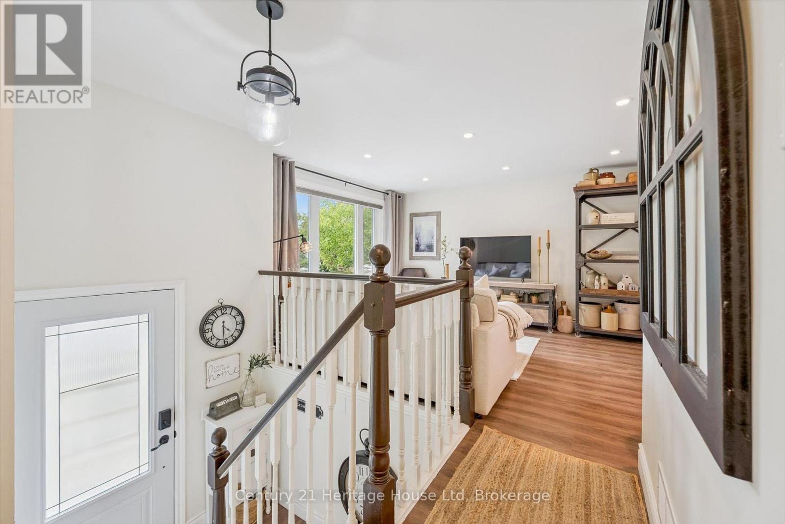 635 Hillview Road, Cambridge, Ontario N3H 5C3 - Photo 3 - X13803112