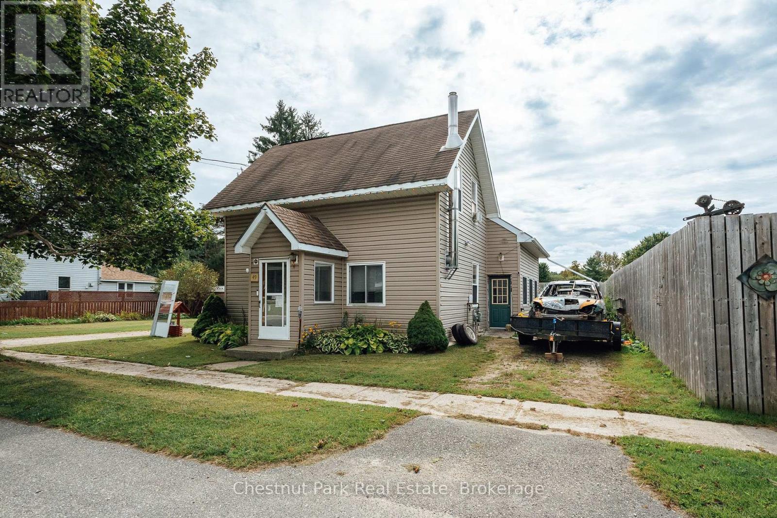 49 QUEEN STREET E, South Bruce Peninsula, Ontario