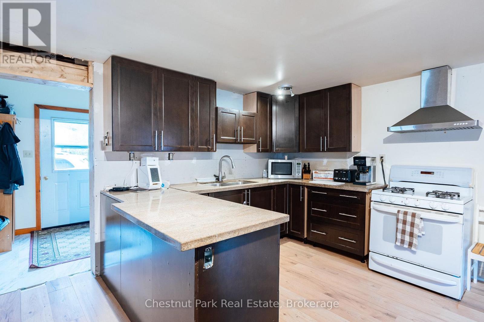 49 Queen Street E, South Bruce Peninsula, Ontario  N0H 1P0 - Photo 16 - X13803132