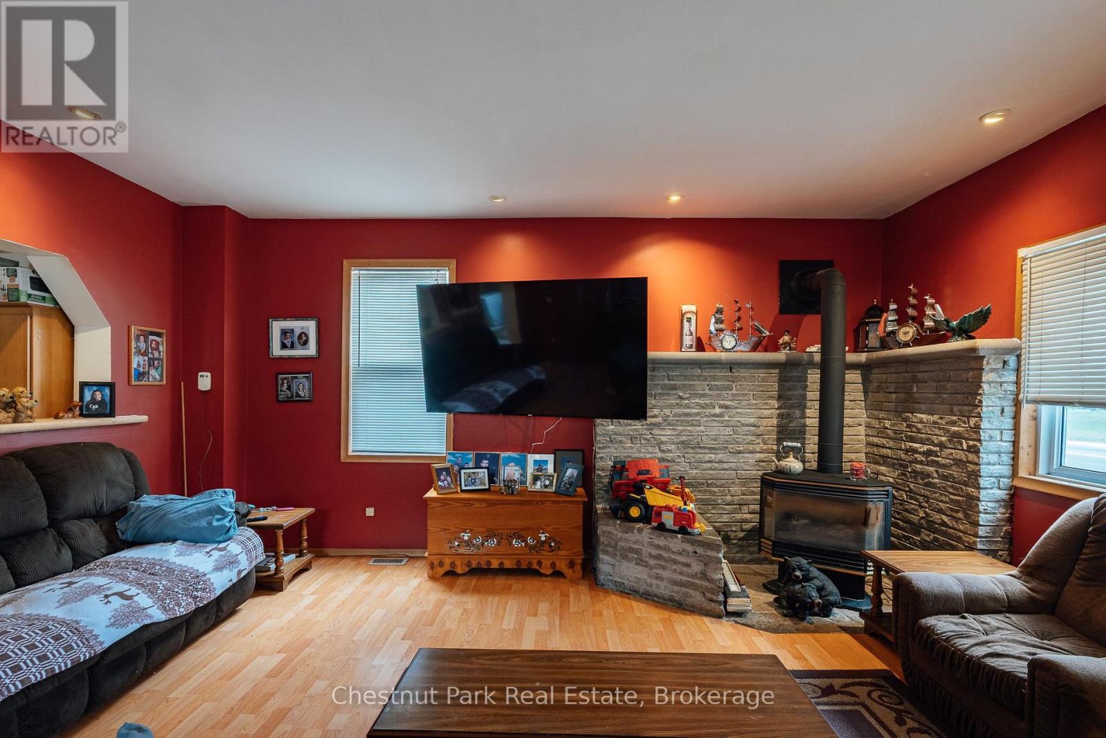 49 Queen Street E, South Bruce Peninsula, Ontario  N0H 1P0 - Photo 25 - X13803132